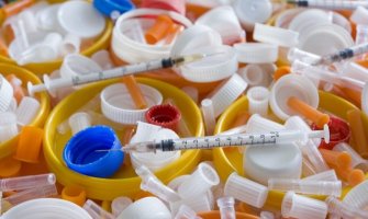 Утилизация шприцов и игл